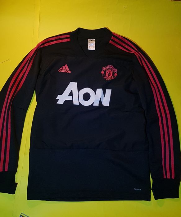 Adidas   Manchester United мъжка.  спортна блуза