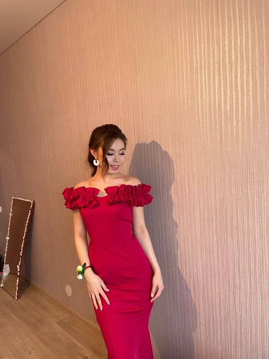 Вечернее платье