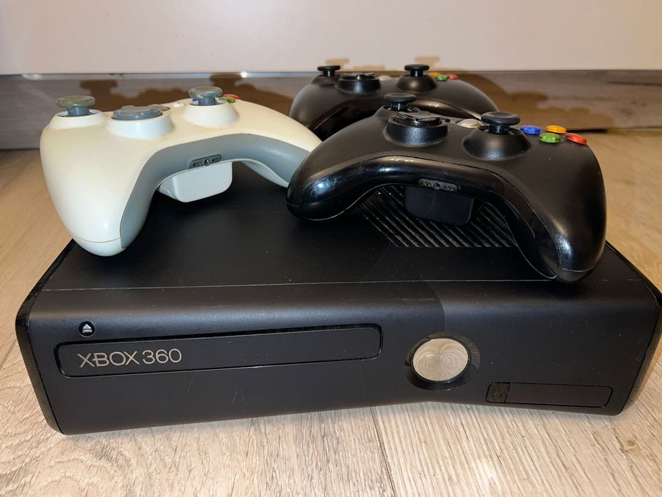 De vânzare   XBOX 360