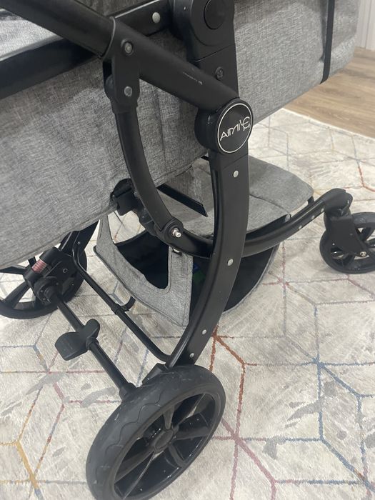 Коляска в хорошем состояние!