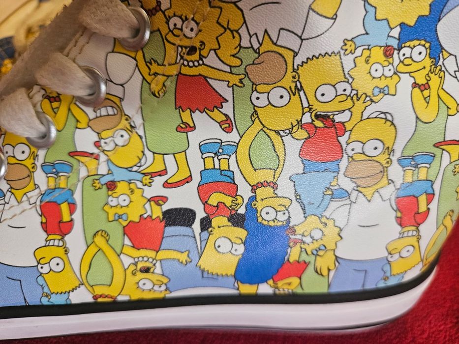 Vând teniși fete The Simpsons