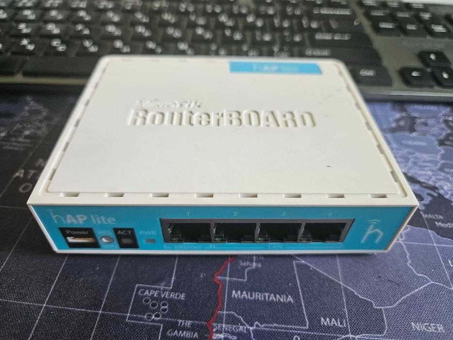 Маршрутизатор MikroTik hAP lite RB941-2nD