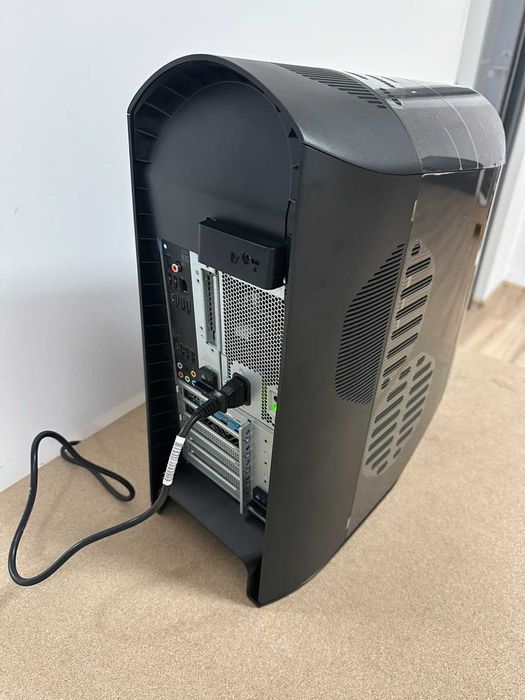 Нов Alienware Aurora R10 Barebone Case+MB+PSU+FAN