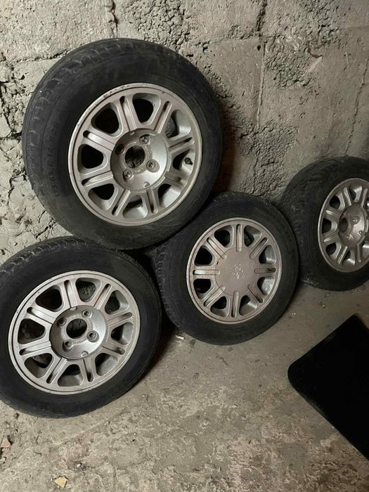 Продавам джанти 14 алуминиеви