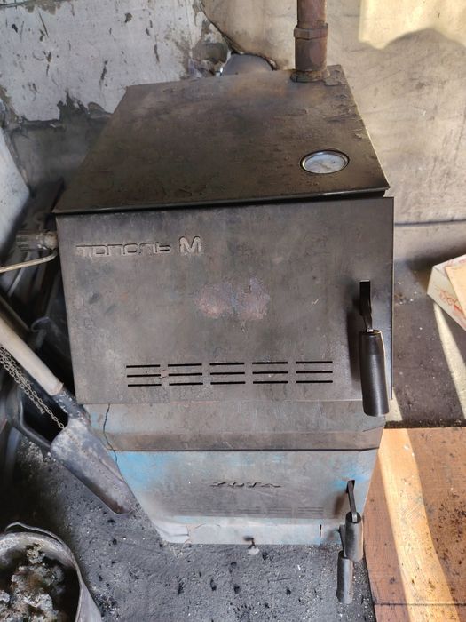 Продам на разбор дома