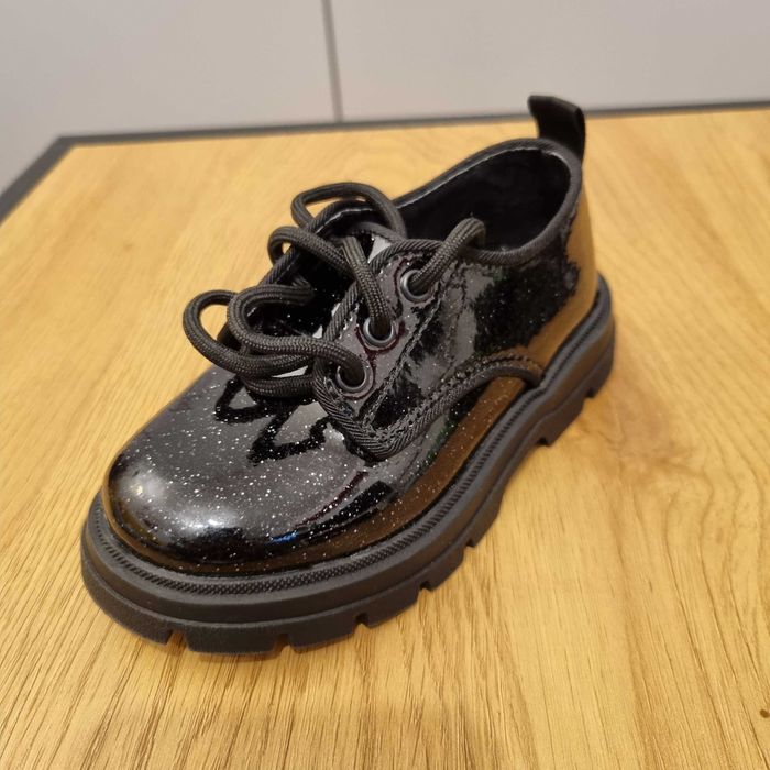 Pantofi ZARA copii | Numarul 22 | Stare excelenta !