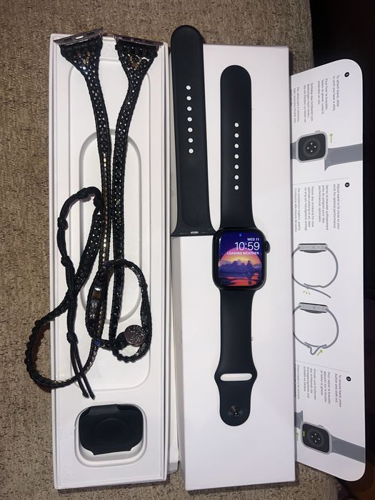 Apple Watch Series 7, 41mm ( GPS + Cellular) Midnight