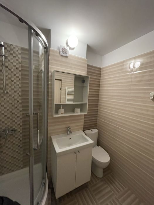 Proprietar vand Studio centru str Crinului bloc nou Praxis