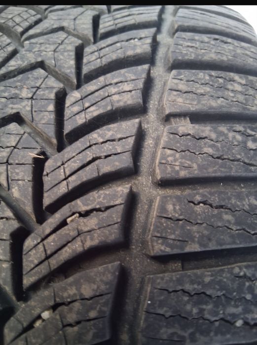 2 Cauciucuri Debica de iarna M+S 225 50 17