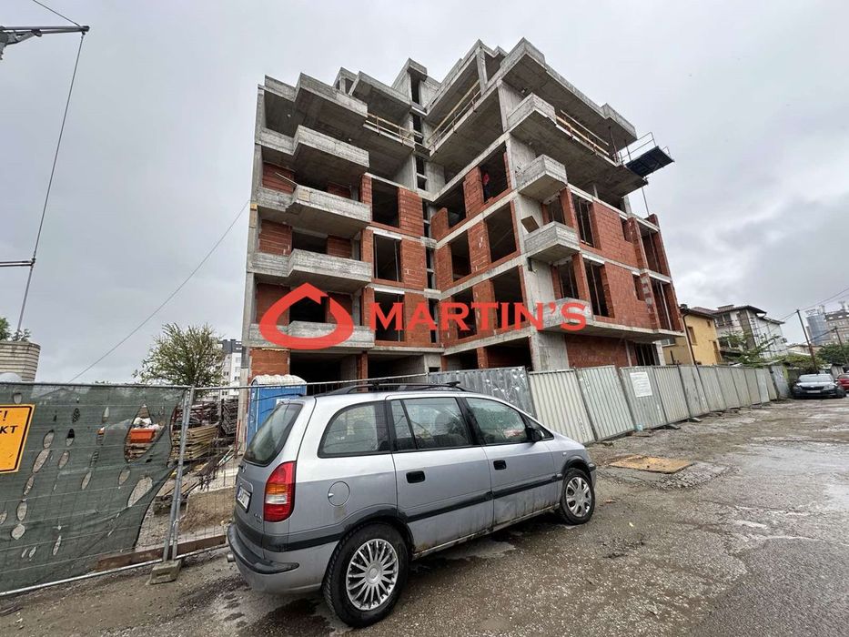 Продава се Двустаен апартамент в София, Левски - 63 кв.м за 1648 €/кв.м - Снимка #2