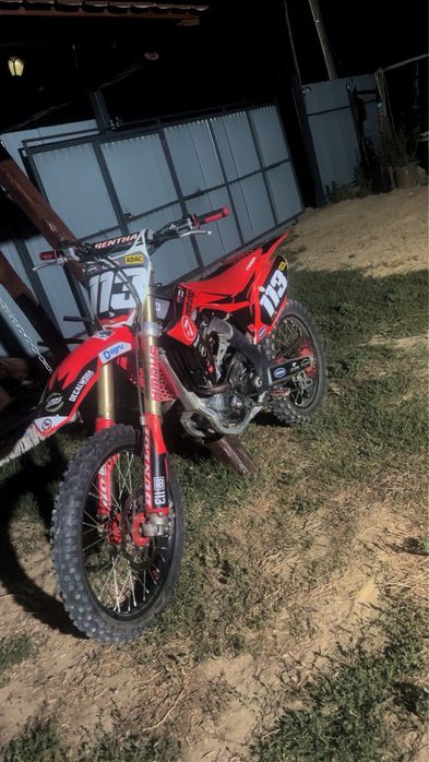 Vând hinda crf 250 cc 2020