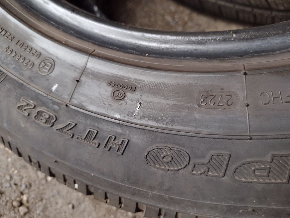 Топ състояние 2бр.225/65/17 Сънфул дот2223