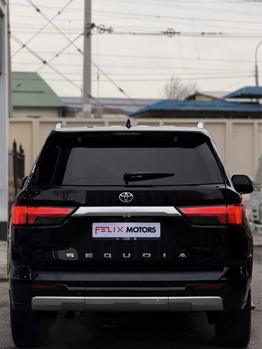 Toyota Sequoia iForce Max Capstone