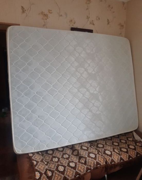 Продам мотрас новый 160 ,200