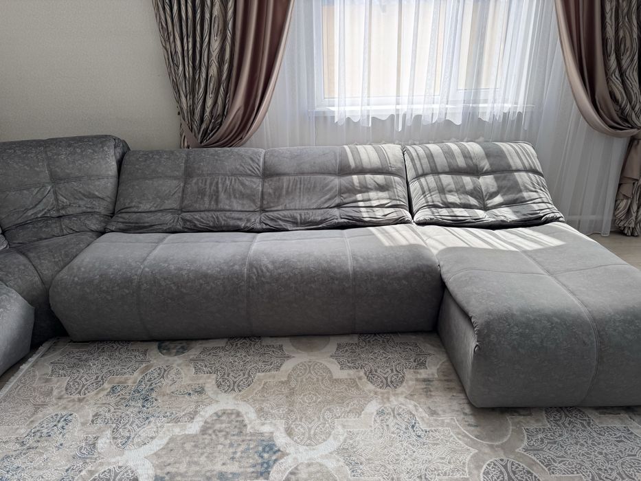 Мягкая мебель в гостиную