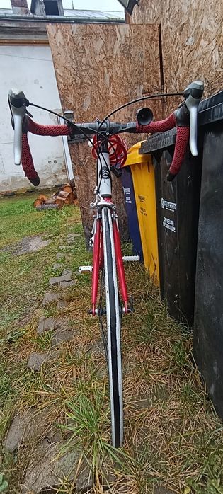 Vând semi cursieră