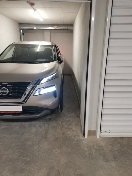 Дава се под наем Гараж / Паркомясто в София, Триъгълника - 14 кв.м за 102 € - Снимка #1