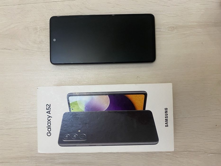 Samsung Galaxy A52 256GB / 8GB RAM