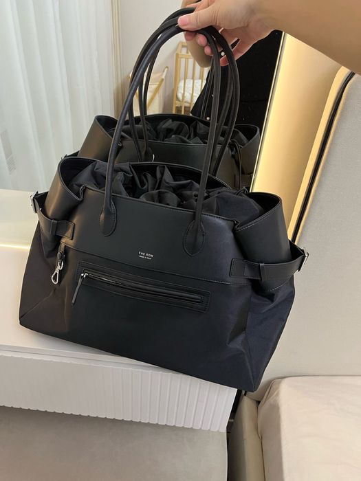 Продам сумку the row