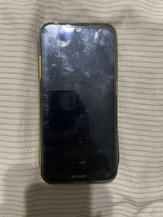 Смартфон Huawei Y5 2019