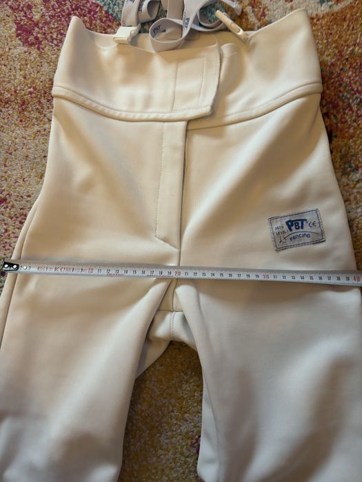 Pantaloni scrima PBT marime 152
