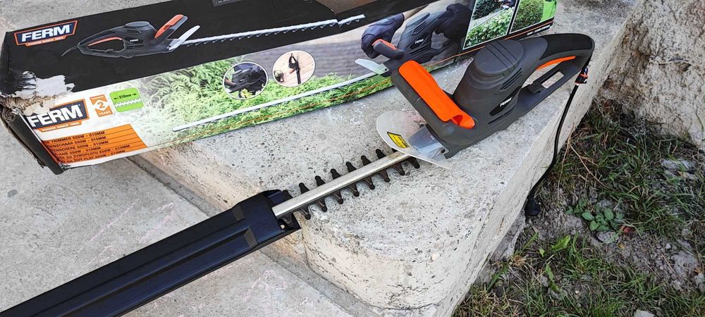 Mașină de tuns gard viu 550W | HTM1003