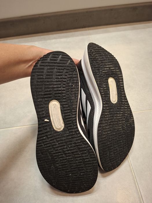 Маратонки Адидас 38 номер