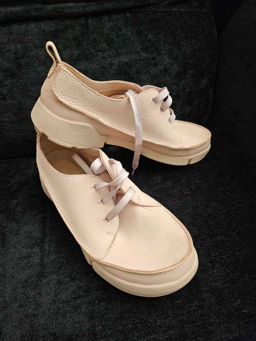 Дамски обувки Clarks - нови