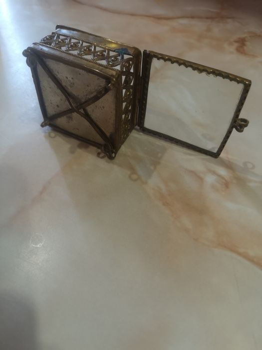 винтидж месингова кутийка за бижута.