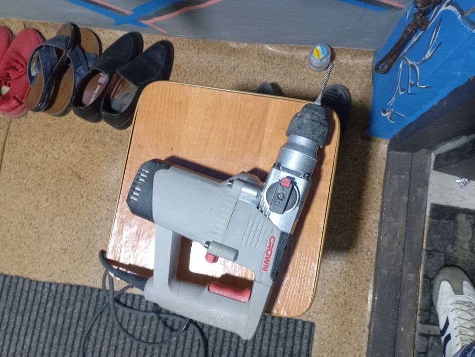 Продам перфоратор