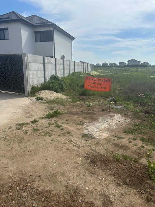teren de vanzare