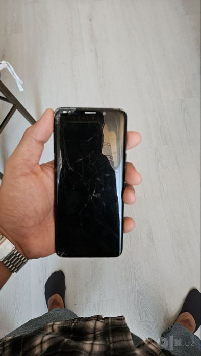Продаю свой самсунг с 9