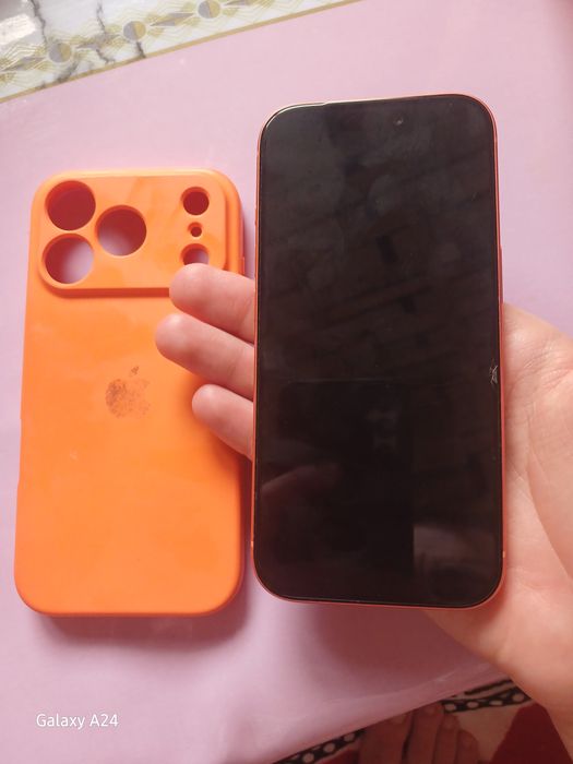 Iphone 17 Pro (Orange)