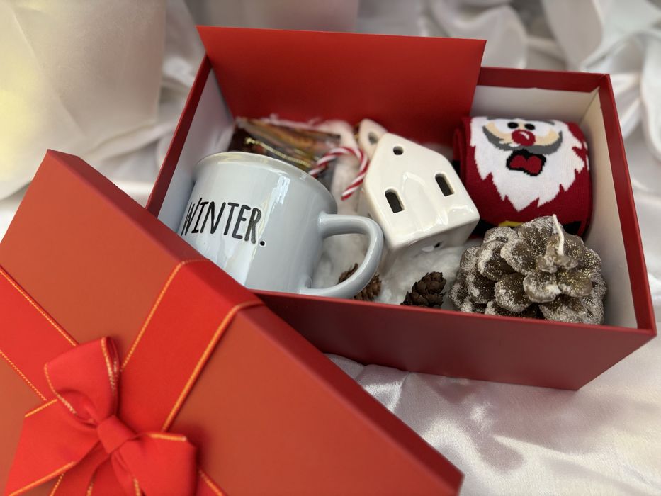 Коледен ПОДАРЪК кутия за всеки