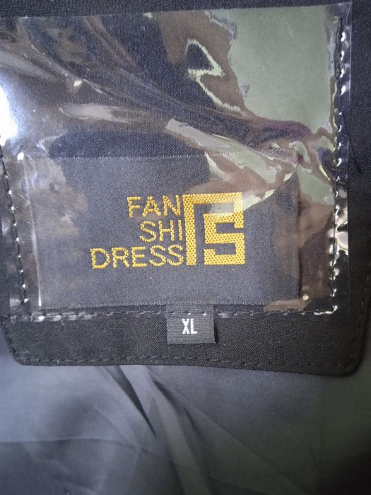 Продам новую куртку