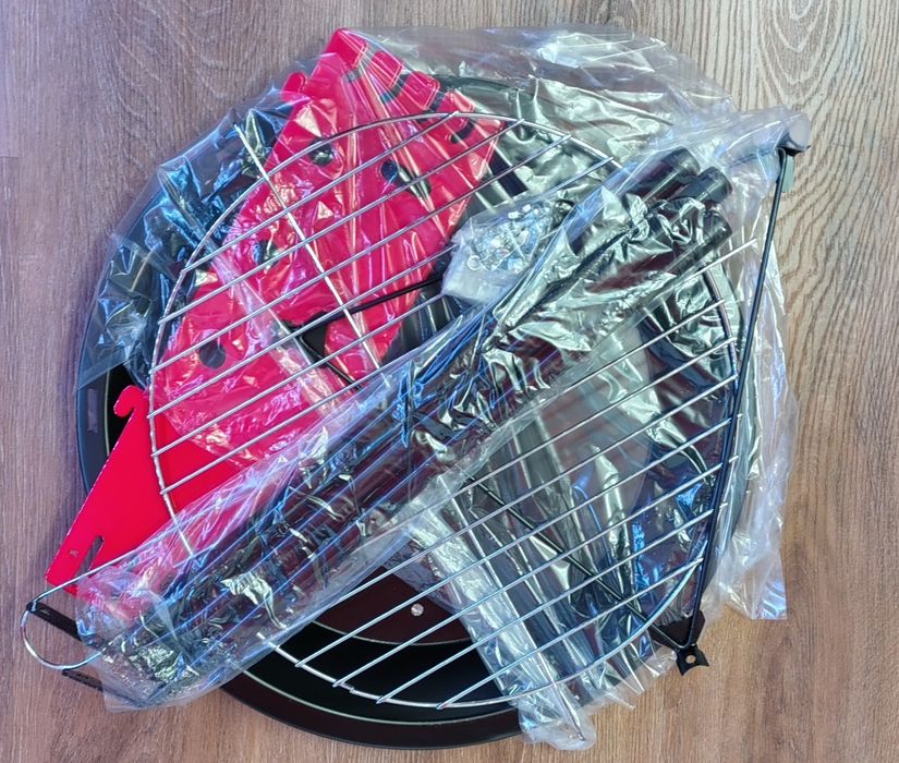 Gratar Rotund Din Metal Pe Carbuni, Pentru Gradina, Rosu, 35cm, Nou!