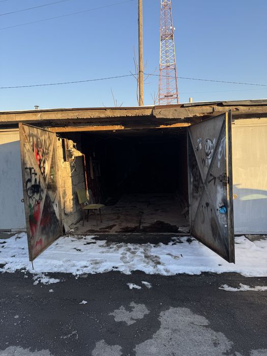 Продаеться гараж - север