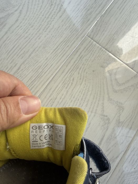 Geox кроссовки для мальчика 25