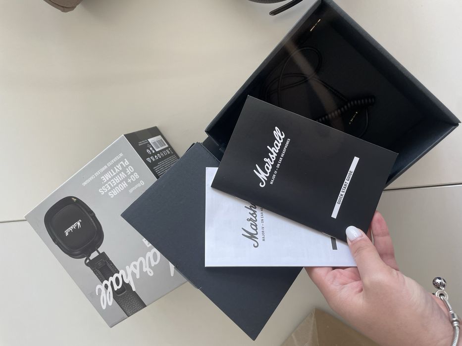 Продам оригинал наушники Marshall Major IV