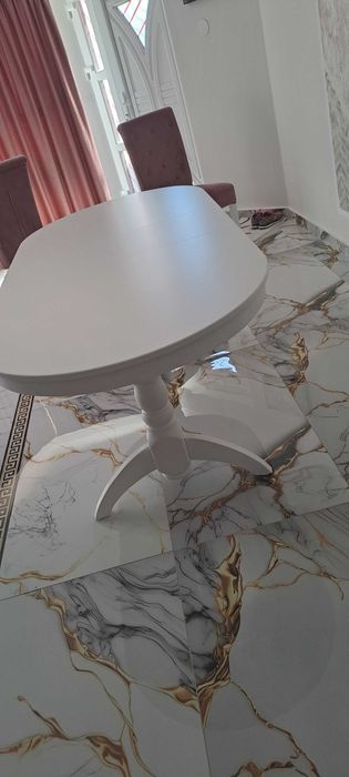 Masă pentru salon sau bucătărie