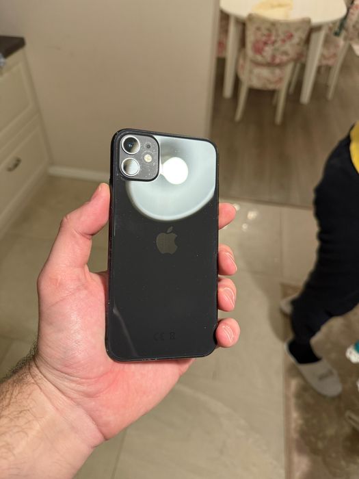 iPhone 11 – 64 GB