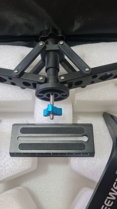 Stabilizator mecanic portabil Neewer