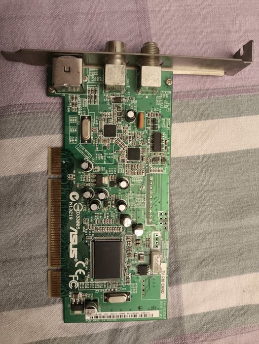 Tuner TV Philips si Asus si modem