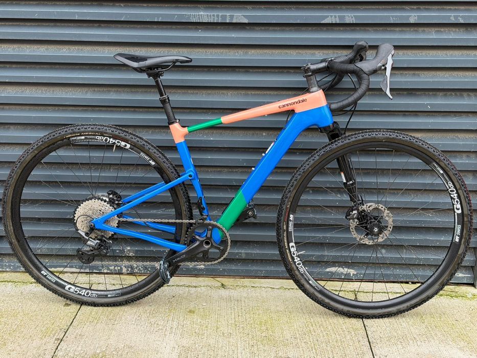 Bicicleta Gravel Cannondale Topstone Carbon 2 Lefty