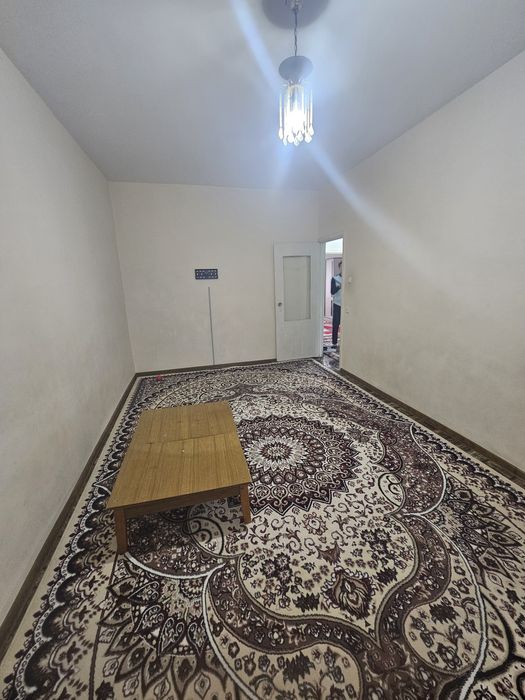 Аренда коракамиш 2.хонали Ало туйхона олдида беруний якин депазит йук