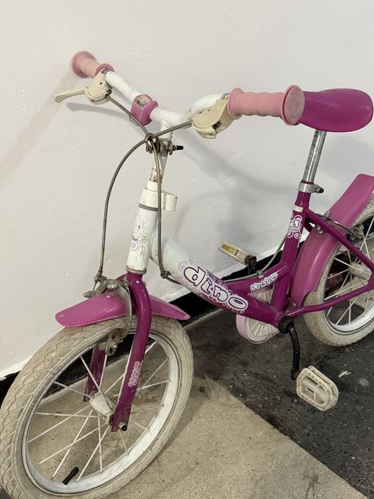 Детско колело , бяло, розово, червено