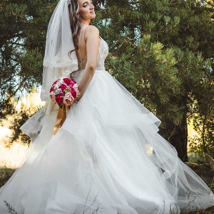 Свадебное платье