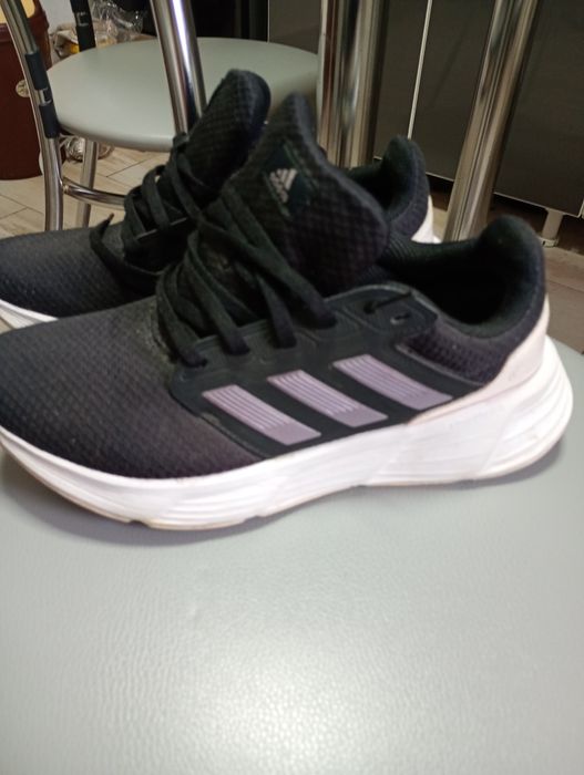 Adidași dama mărimea 40