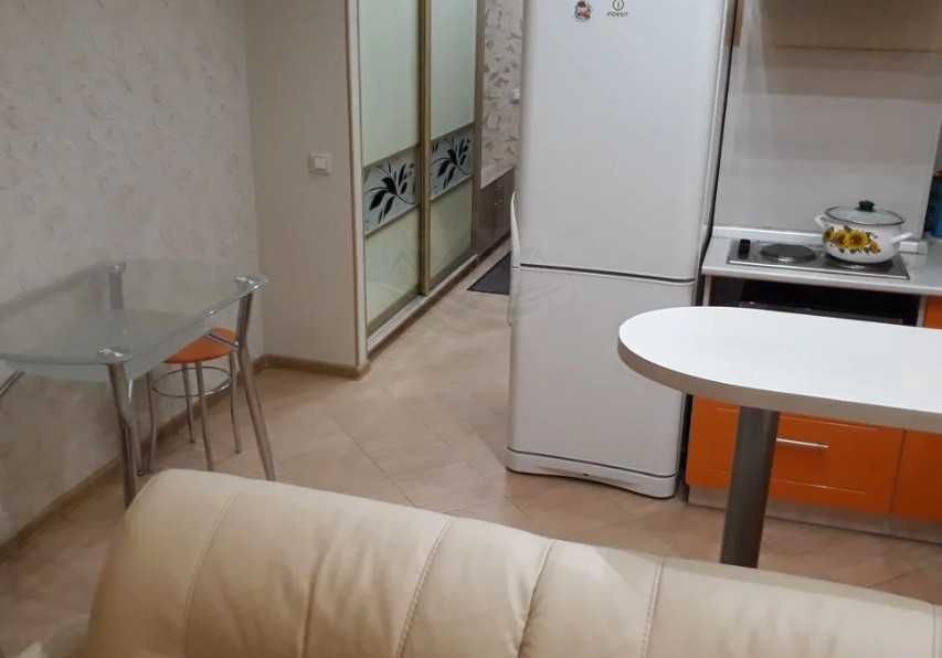 Дава се под наем Двустаен апартамент в Пловдив, Западен - 65 кв.м за 255 € - Снимка #2