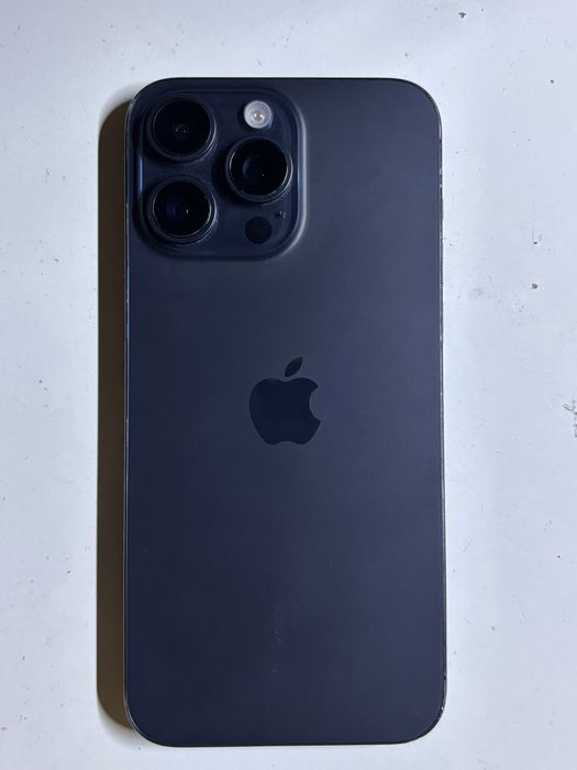 Iphone 15 pro max 256гб 86% акуммулятор